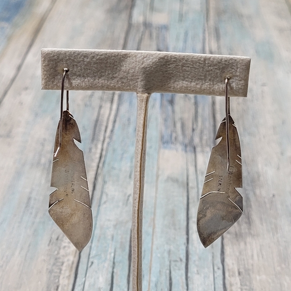Sterling Feathers Earrings. - Picture 3 of 9